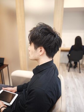 オナー(honor) 20代30代40代スッキリ刈り上げメンズショート