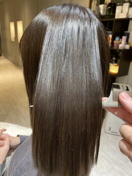 ヘアールーム アーチェ(arche)の写真/≪リンゴ幹細胞トリートメント導入≫  幹細胞培養エキスがミネラルを,高級リン脂質が毛髪内部に脂質を補給*