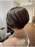 ショートボブ