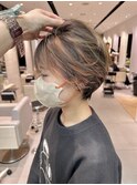 大人ハイライトオレンジピンクグレージュショートボブ