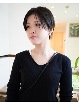 ハンサムマッシュショート／ダークグレーカラー