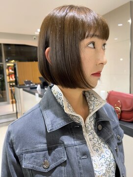 ピークアブー ワン(PEEK-A-BOO ONE) ボブ内巻きボブオリーブベージュブリーチなしカラー