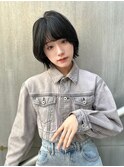 くびれるシルエットが可愛いレイヤーボブ
