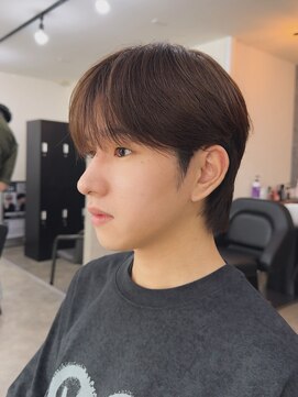 エイル 北堀江(Eir) 韓国風　シースルー　マッシュ　ブラウン　ヘアカラー