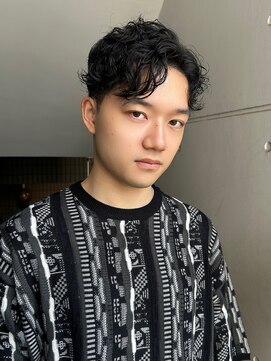 フェイス 石川町 (FACE) 大人の色気を演出するツイストスパイラル