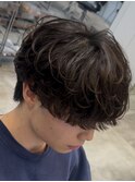 無造作シャドウパーマのマッシュスタイル
