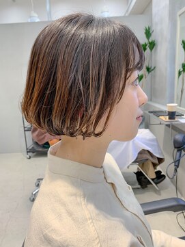 テトヘアー(teto hair) フレンチボブ、ショートボブ、ベージュ