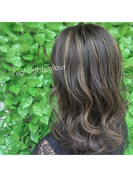 リー 京橋(Lee) 【Lee京橋】ミディアム×ハイライトカラー