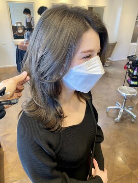 トリート 南行徳本店(TREAT) 艶グレージュ×フェイスレイヤー/南行徳