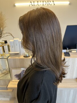 アルドラ(ALUDRA) オリーブカラー