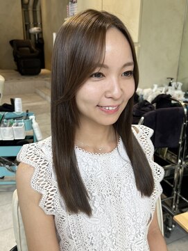 ティア(Tia.) (縮毛矯正/髪質改善/ロングヘア/前髪/韓国レイヤー/小顔)