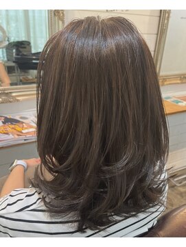 グリー(Gree) Gree【ミディアムレイヤー】