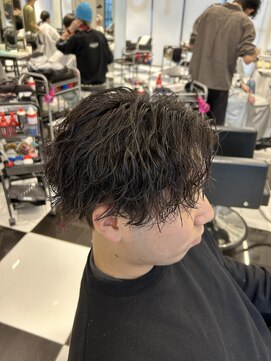 オーシャントーキョー(OCEAN TOKYO) メンズパーマツイスパ波巻きスパイラルマッシュセンターパート