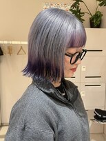 ヒビヲ(HIBIO) 横浜ハイトーン切りっぱなしボブミルクティーピンクベージュ30代