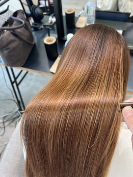 ラヴィエ(RAVIE) 【半田・髪質改善】縮毛矯正/トリートメント/マンツーマン