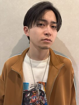 クヴェル(Kvell) 色気センターパート