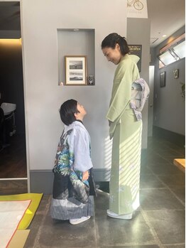 ヘアーメイク リーティ ウメガオカ(HAIR MAKE REATY UMEGAOKA)の写真/<早朝OK>七五三など大切なイベントの着付けはプロの技術で華やか◎親子一緒で一生に一度の記念日はお任せ☆