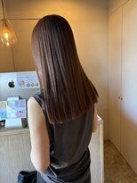 プティリュ(PetitLieu)&nbsp;ロング切りっぱなしヘア