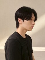 ロマリア ヒルズ 表参道 原宿(Lomalia HILLS)&nbsp;メンズカット黒髪ナチュラルセンターパート
