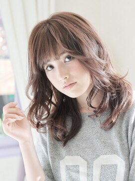 カルフール ロコ 草加西口店(Carrefour LOCO) ☆LOCO☆カジュアルにもモテ系も!服装を選ばないふんわりミディ