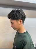 センターパートヘア