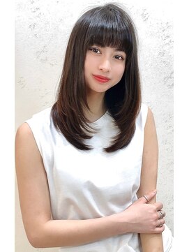 ロンドネートゥル 新潟(Lond naitre) ストレートパーマで作るナチュラル小顔ロング　ペールベージュ