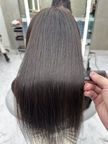 ロンドルーチェ 心斎橋(Lond luce)&nbsp;ダークアッシュ/ミディアムレイヤーカット［髪質改善/縮毛矯正］