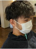 2022年秋冬ツイストパーマ 刈り上げメンズスタイル
