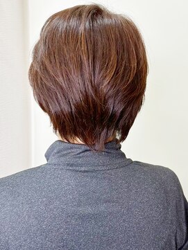 アルファ インタラクティブ エム フラワー(ALUFA interactive.M Flower) 20代30代40代ハイライトハンサムショートソフトウルフ艶感