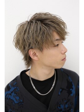 ヘアーズファクトリー パコ(Hair's factory Paco) マッシュウルフ コンマバング スパイラルパーマ