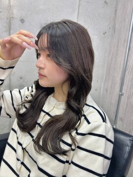 ジゼル 中津大分(GiseL) 顔周りレイヤー　韓国風レイヤーカット