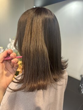 アローム(alom) [aika]ベージュ