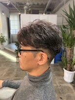 アモア(amoa)&nbsp;ナチュラルに動く、大人のフェザーパーマ