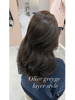 ジーナ 池袋(Zina) 【nanami】赤み消し*Olive grayge