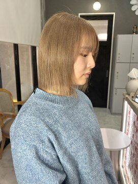 レド(LeDo) bob × milk tea beige［四日市/ケアブリーチ］