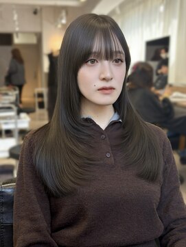 モク(mok) ◯レイヤーカット×透明感ベージュ