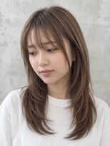 キリ 逗子(kiri)&nbsp;逗子葉山ミディアムレイヤー前髪サイドバングイルミナカラーM261