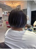 艶感たっぷり♪大人のインナーカラーボブ