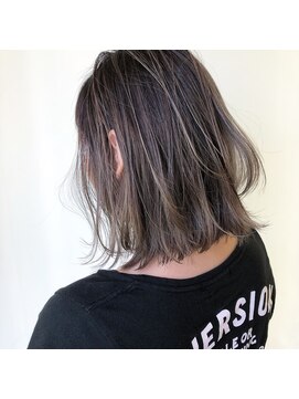 シャンプー ひろせ店(SHAMPOO) しっかり青が効いたアッシュで爽やかブルーでモード感たっぷり