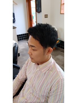 ティガラパンドットエヌ(ティガラパン.N) スーツにも合うメンズショートヘア