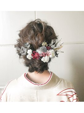 リール ヘアー 箱崎店(rire hair) ドライフラワー、和装アレンジ