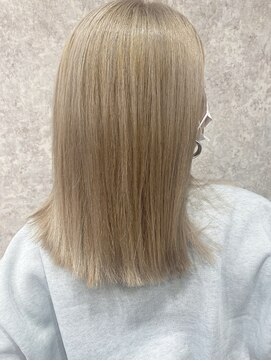 ソワンドゥブレス 瓜破店(soin de brace) シルキーベージュ