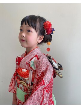 ピエドプールポッシュ(PiED DE POULE POCHE) 七五三ヘアセット