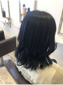 ディープネイビーブラック