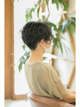 カミカガク 刈上げマッシュショート×スパイラルミックスパーマ