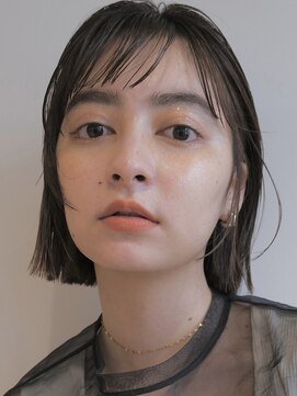 ノイカーム(noi Calm) 顔周りレイヤーカットくびれヘアミルクティーベージュカラー