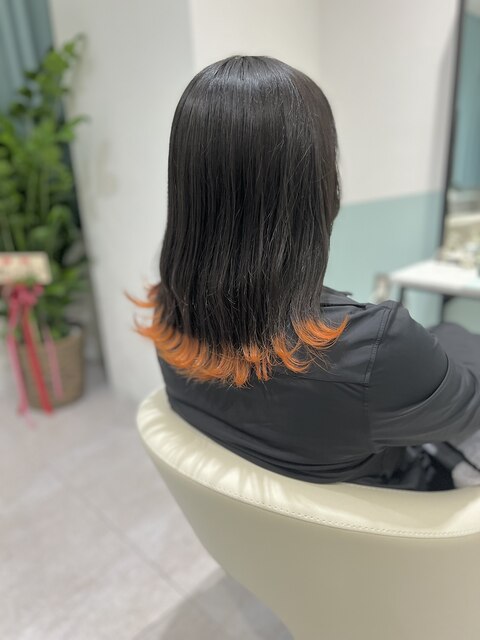 裾カラー／オレンジ