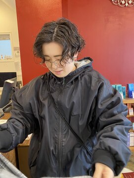 オアズヘアービィグラッド(ORe'S HAIR BE GLaD) 真っ直ぐに飽きたらパーマスタイル