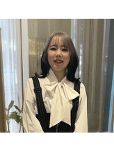 ギャラリアサンク(GALLERIA CINQ) 辻谷 美玖