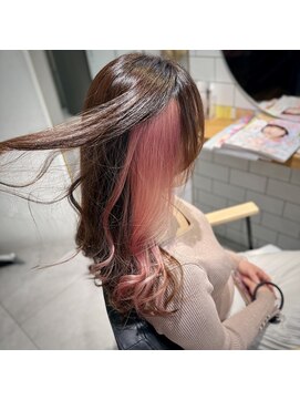 ミエルヘアーエスト 新宿店(mielhair est) インナーカラー　薄ピンク(*^^*) デザインカラー